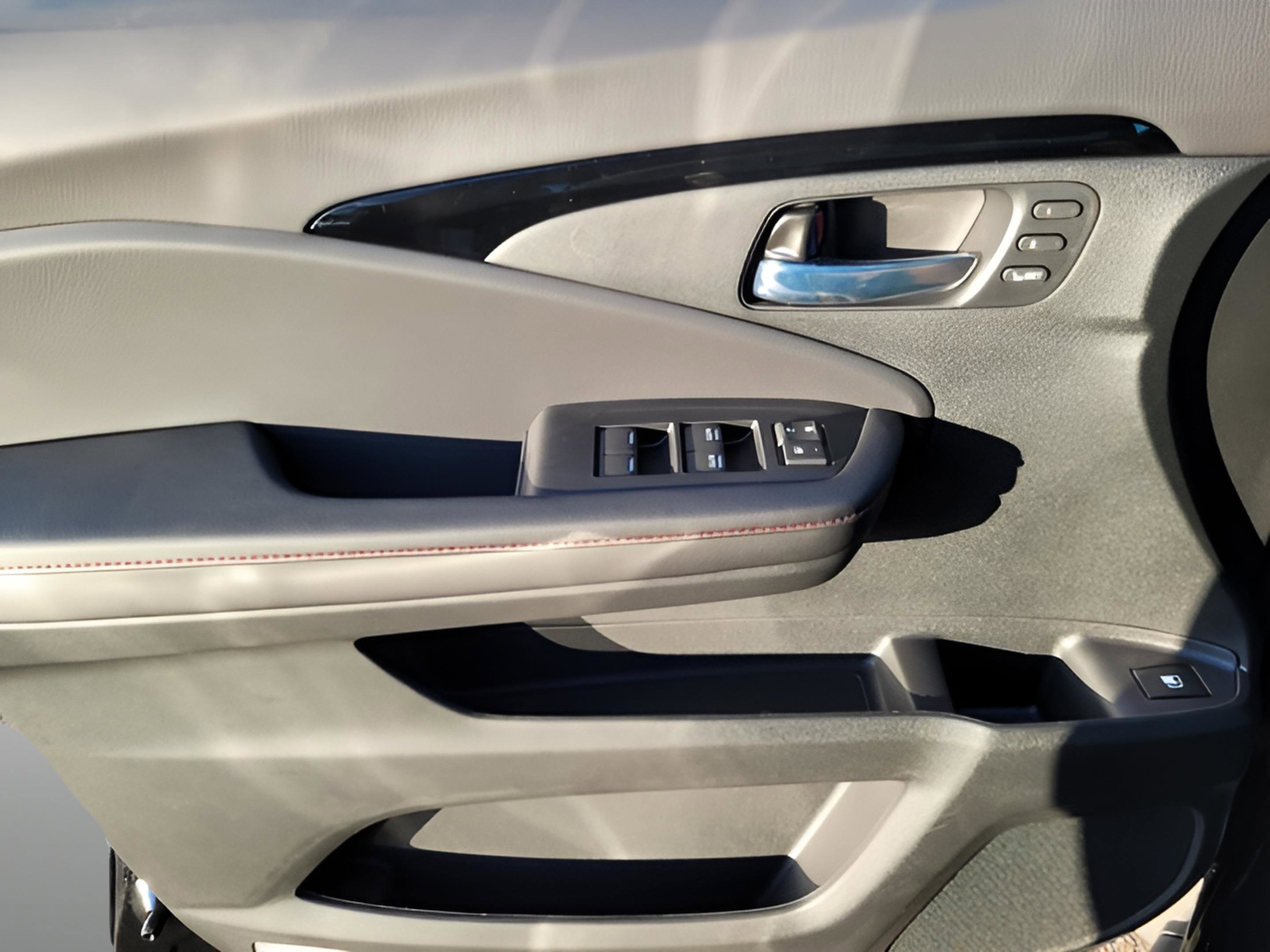 New 2026 Honda Ridgeline Black Edition image 18