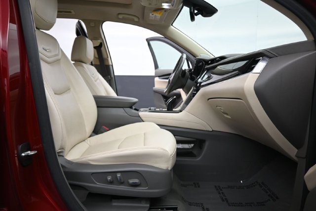 Used 2020 Cadillac XT6 Premium Luxury FWD image 21