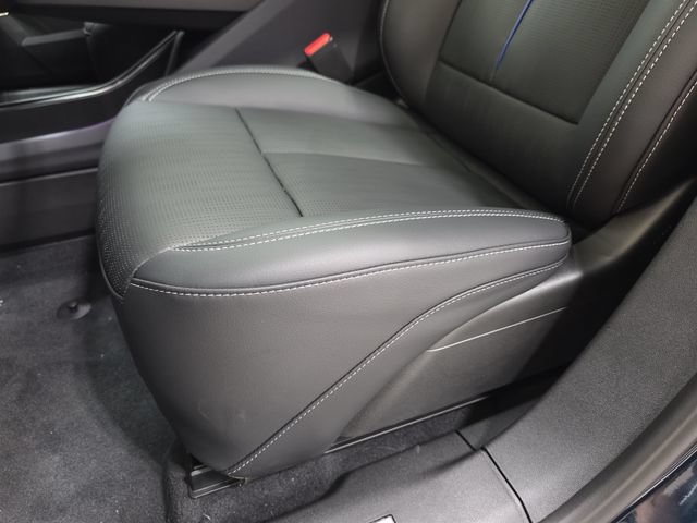 New 2026 Cadillac Lyriq Luxury w/ LPO, Floor Liner Package AWD/4WD image 26