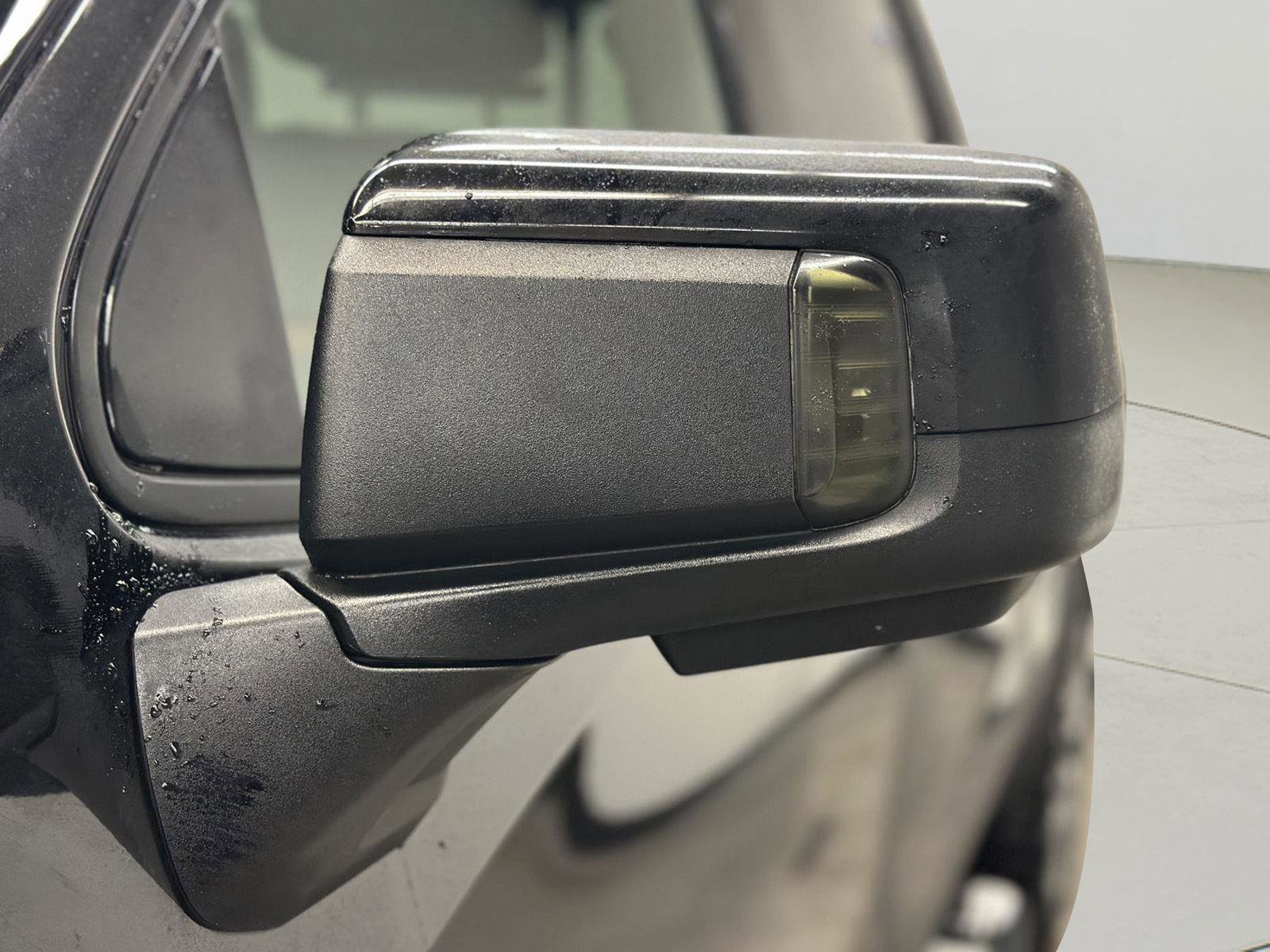 Certified 2023 GMC Sierra 1500 AT4 w/ Technology Package image 8