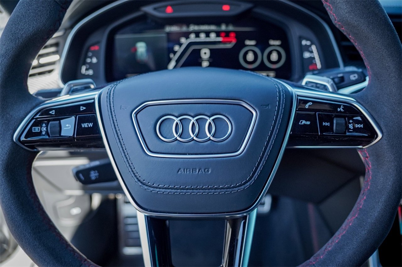 Used 2025 Audi RS 6 performance image 14