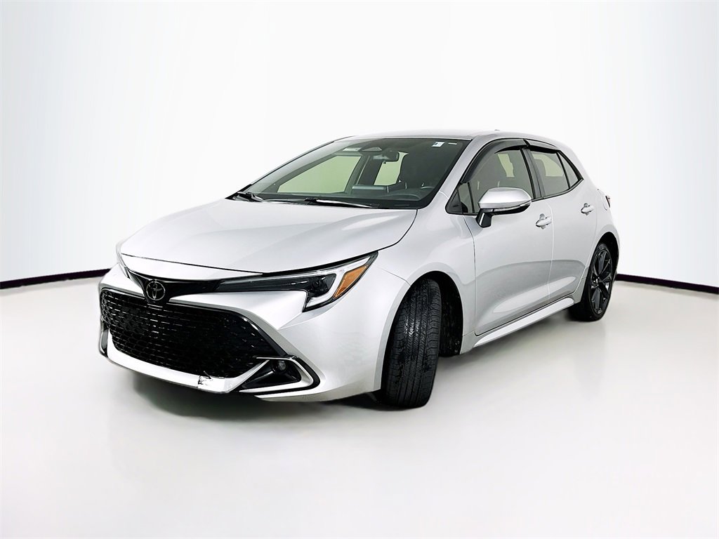 Used 2023 Toyota Corolla XSE image 2