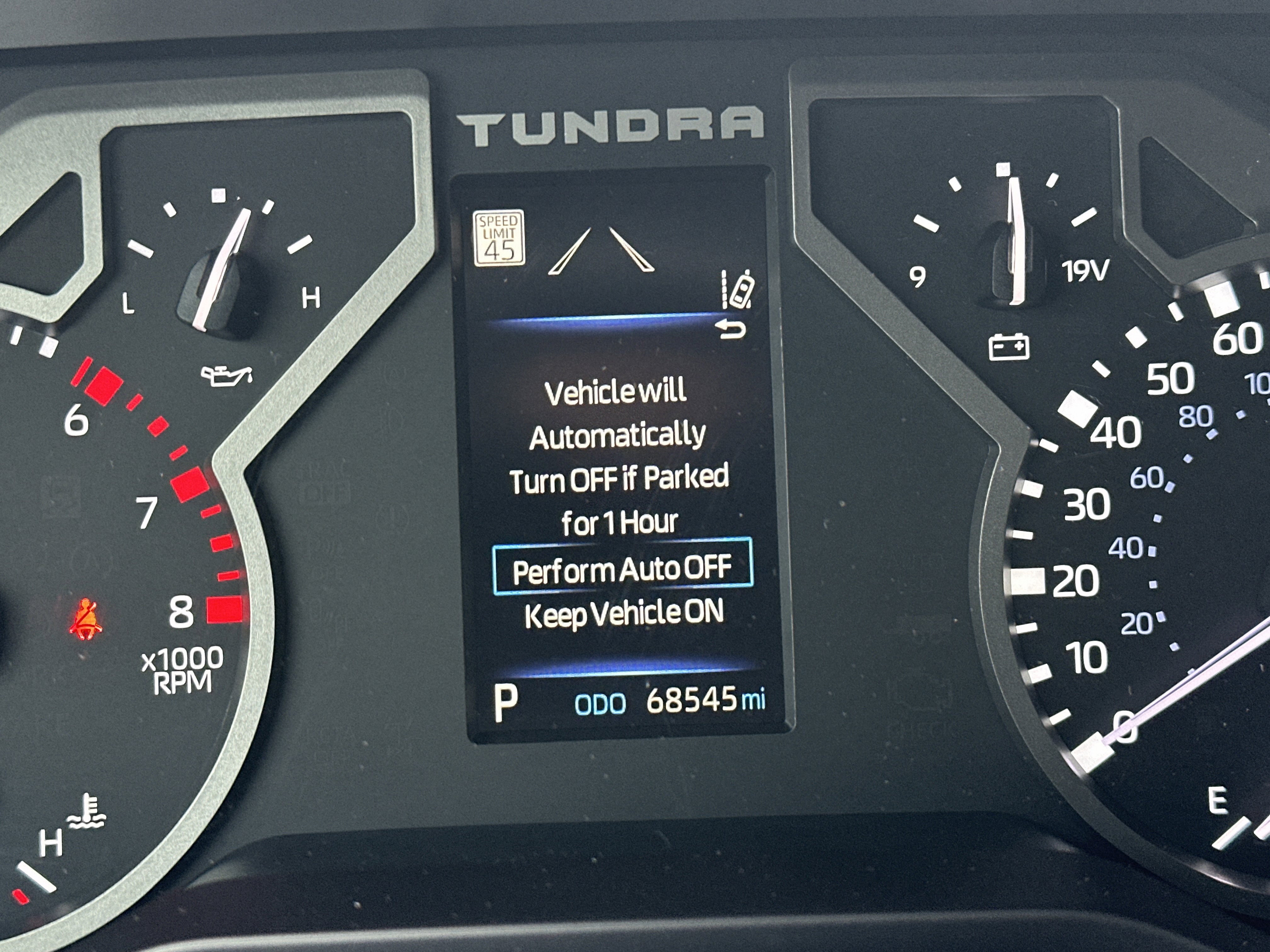 Used 2022 Toyota Tundra SR5 w/ SR5 Convenience Package image 22