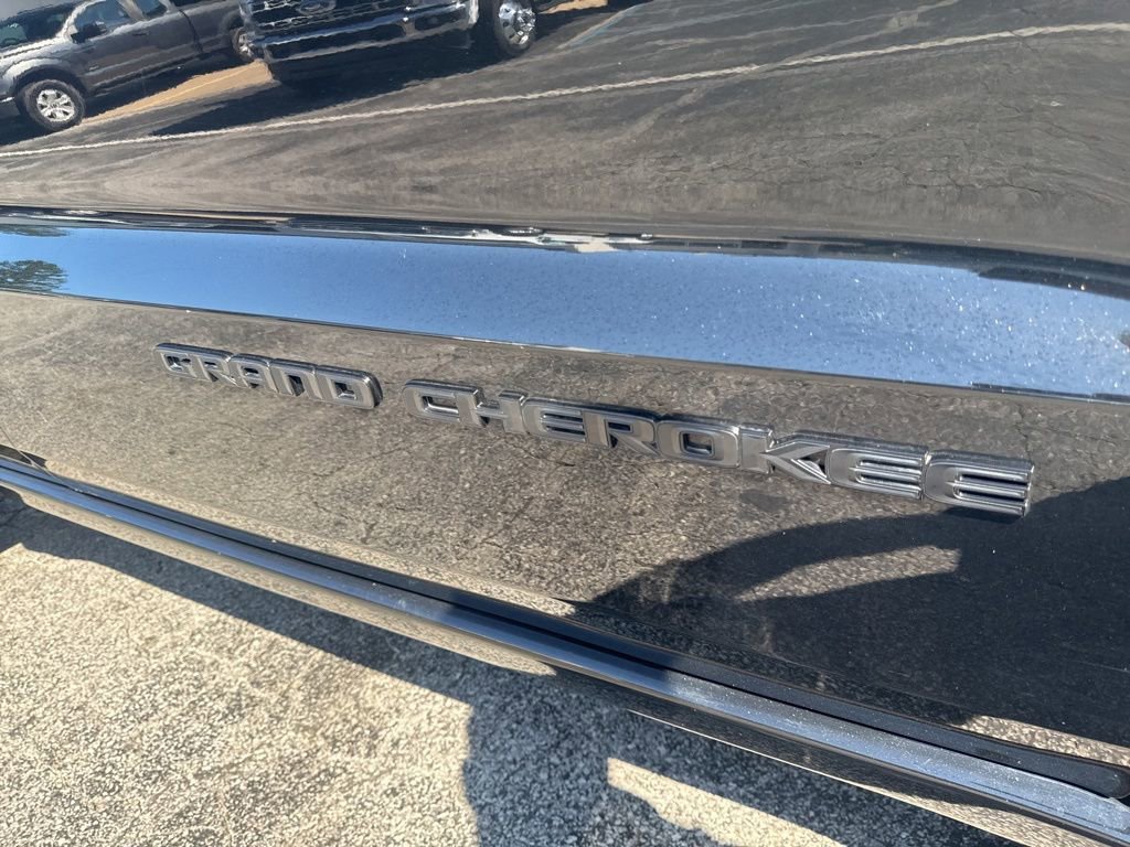 Used 2019 Jeep Grand Cherokee Altitude AWD/4WD image 53