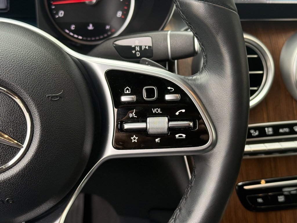 Used 2021 Mercedes-Benz GLC 300 4MATIC image 18