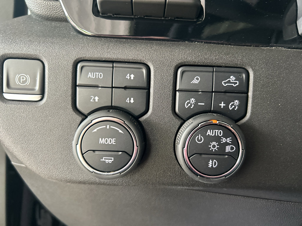 Used 2024 Chevrolet Silverado 2500 ZR2 w/ ZR2 Bison Edition image 27