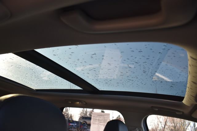 Certified 2023 Kia Sorento SX image 12