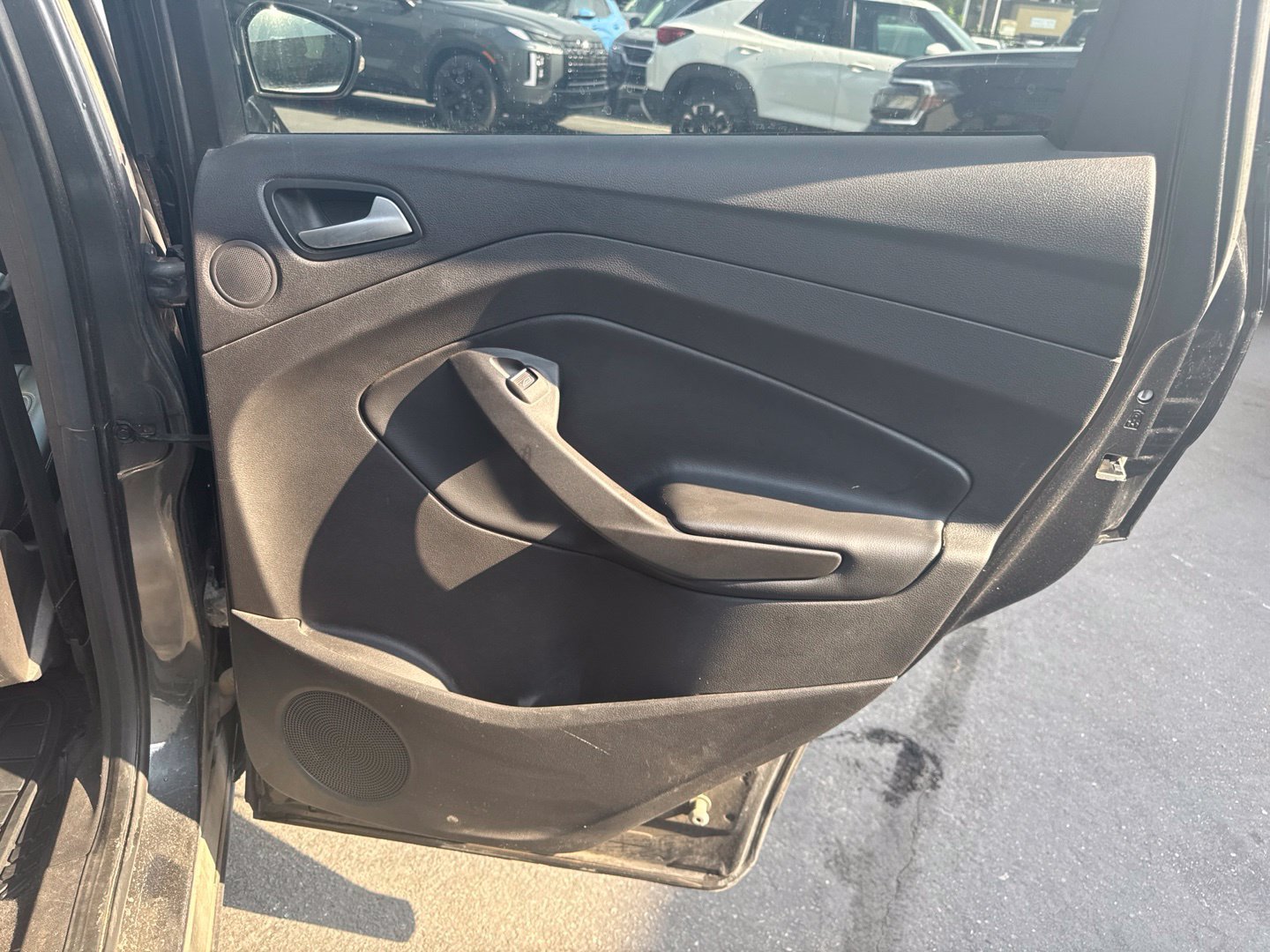 Used 2019 Ford Escape Titanium AWD/4WD image 13