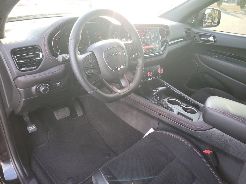 Used 2025 Dodge Durango GT image 18