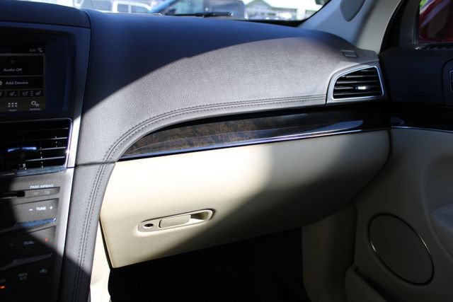 Used 2018 Lincoln MKT AWD w/ Technology Package image 20