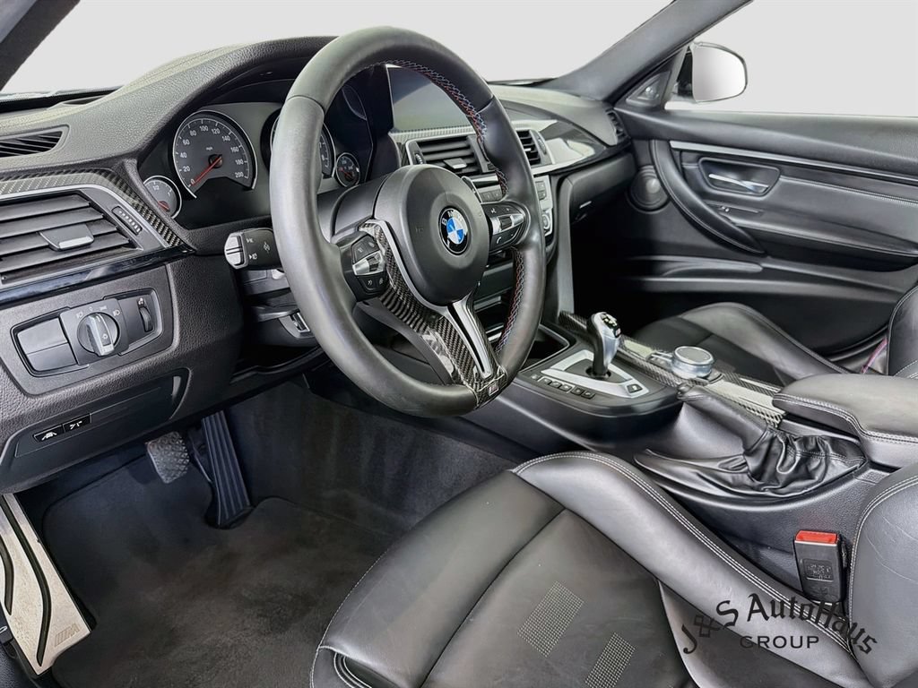 Used 2018 BMW M3 RWD image 9