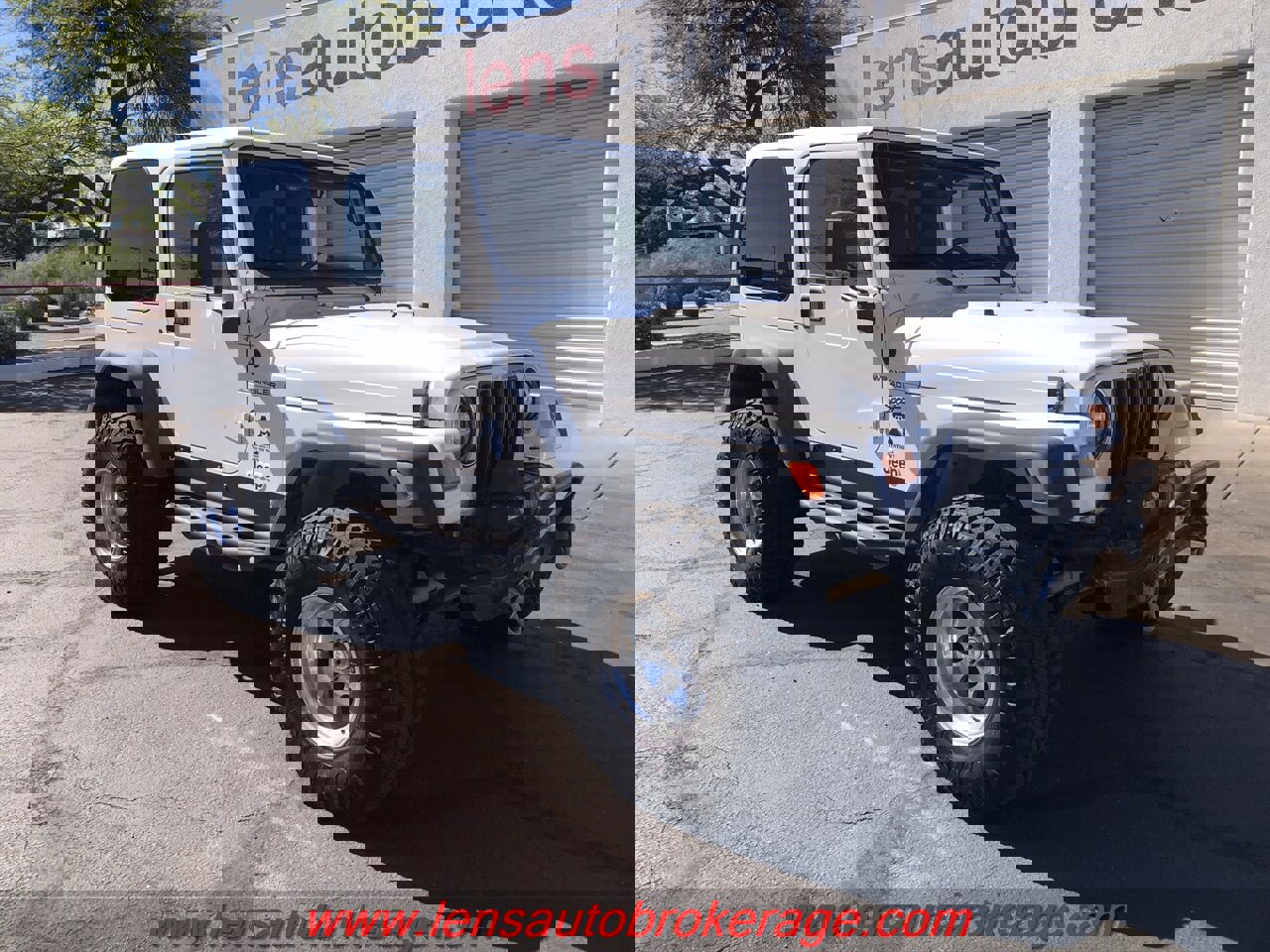 Used 2000 Jeep Wrangler Sport image 2