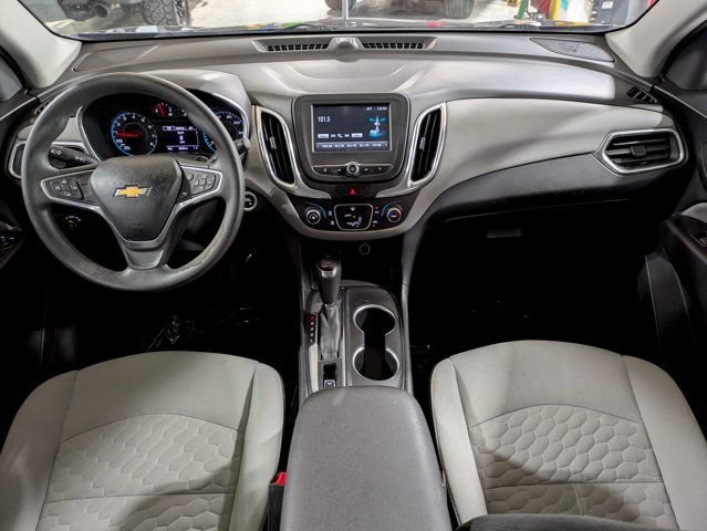 Used 2018 Chevrolet Equinox LS FWD image 15