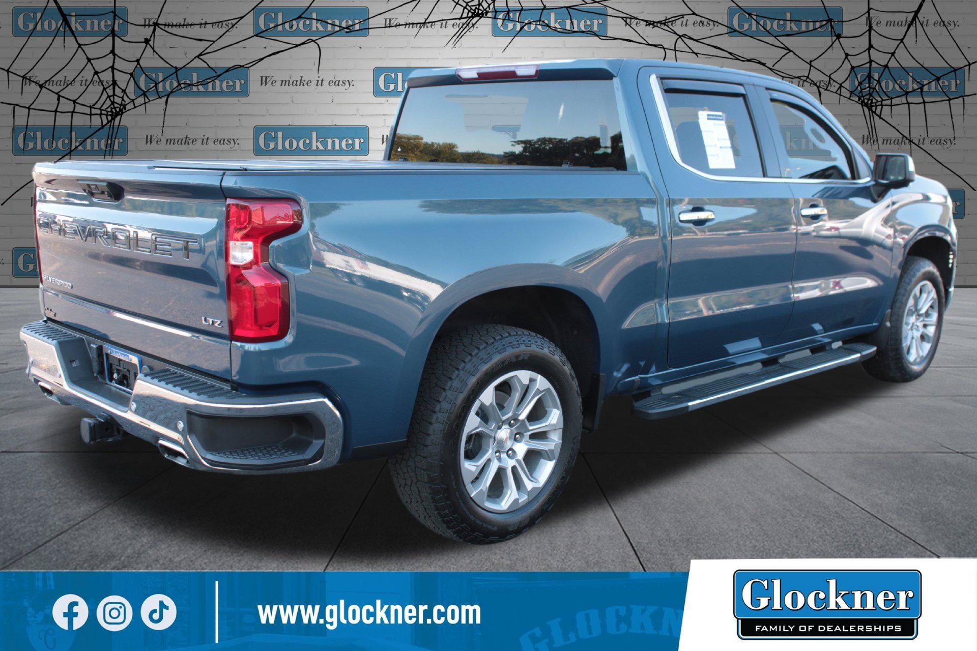 Used 2024 Chevrolet Silverado 1500 LTZ w/ Z71 Off-Road Package AWD/4WD image 6