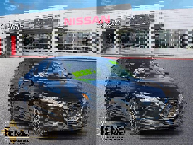 Used 2020 Nissan Sentra SV image 1