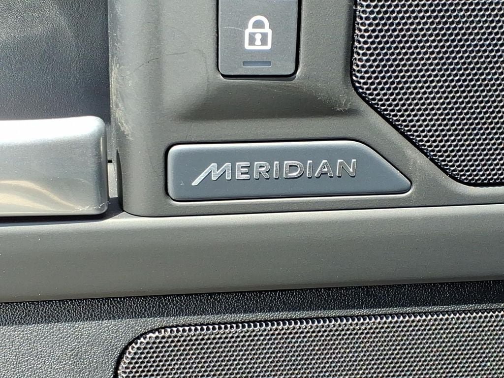New 2026 Land Rover Defender 110 S AWD/4WD image 12