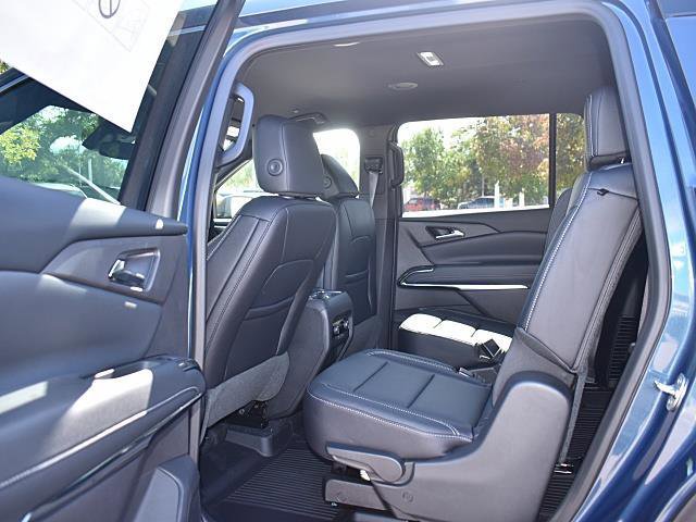 New 2026 Chevrolet Traverse LT w/ LPO, Floor Liner Package image 8
