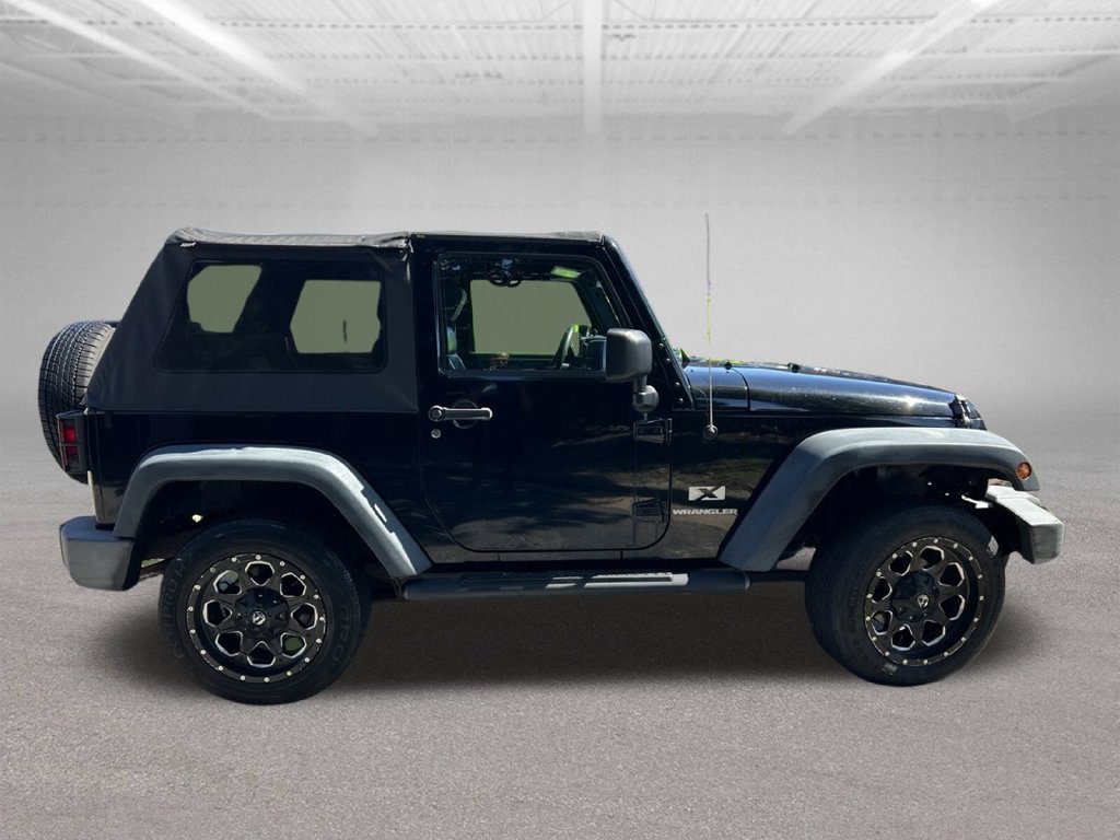 Used 2008 Jeep Wrangler X w/ Black Appearance Group AWD/4WD image 8