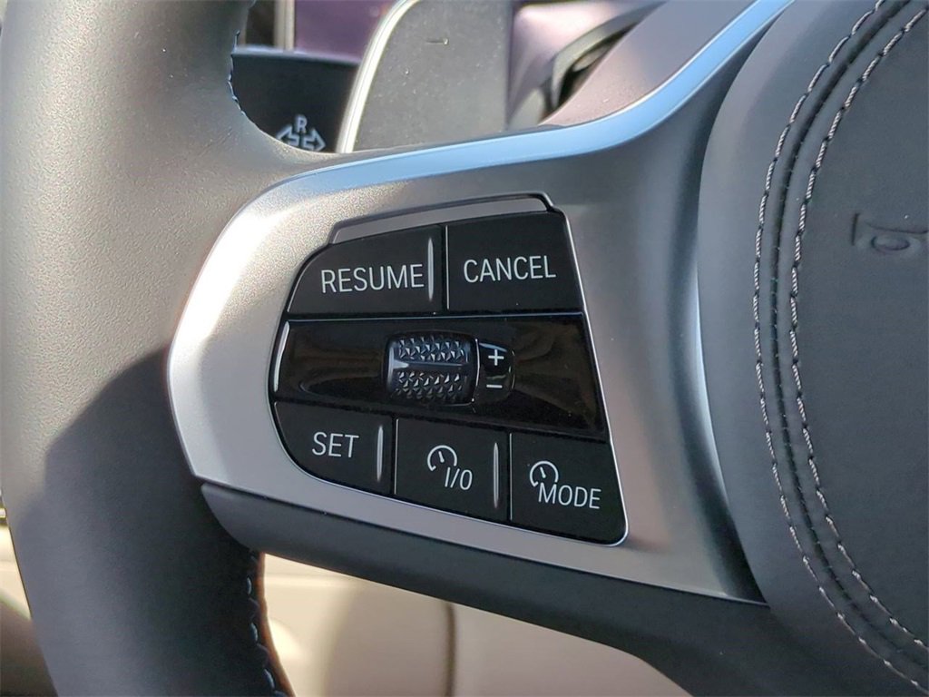 New 2026 BMW X7 M60i image 24