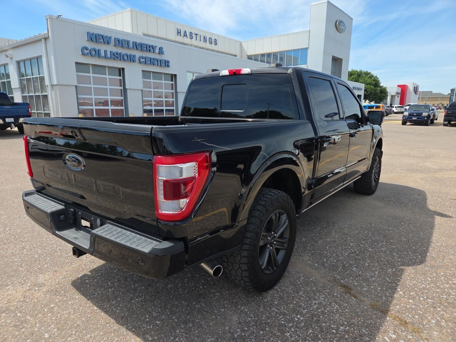 Used 2023 Ford F150 Lariat w/ Equipment Group 502A High AWD/4WD image 6