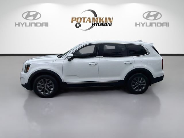 Used 2025 Kia Telluride LX FWD image 8