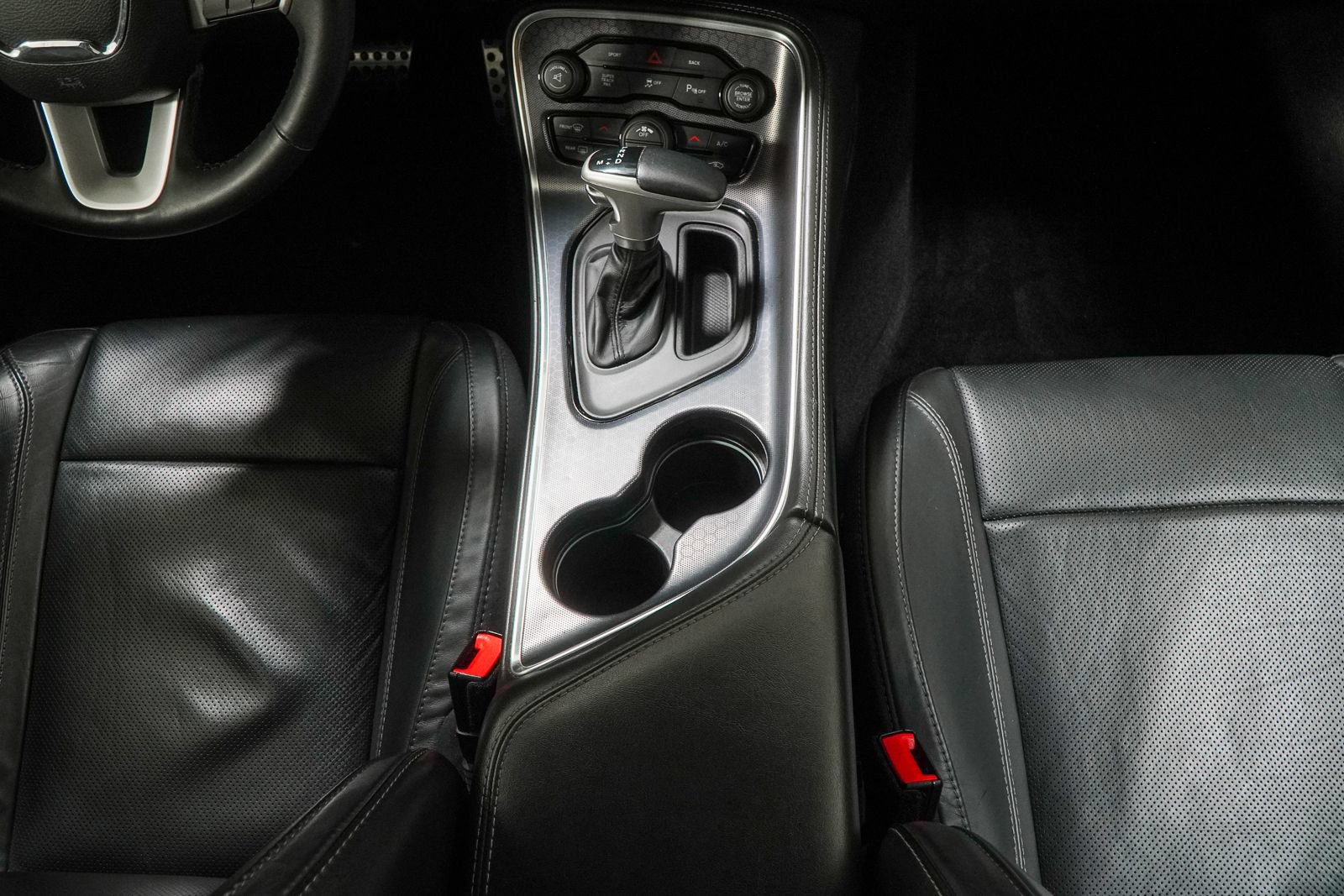 Used 2015 Dodge Challenger R/T Plus RWD image 35