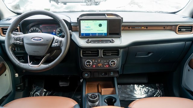 Used 2022 Ford Maverick Lariat w/ Lariat Luxury Package image 14