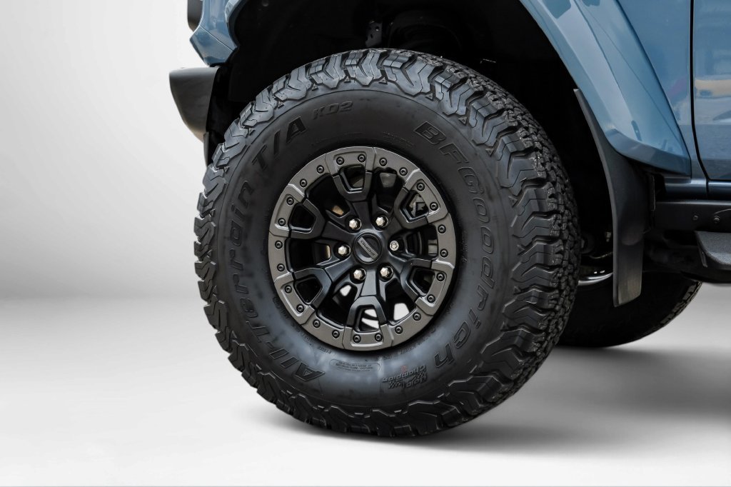 Used 2024 Ford Bronco Raptor w/ Interior Carbon Fiber Pack 6 AWD/4WD image 60