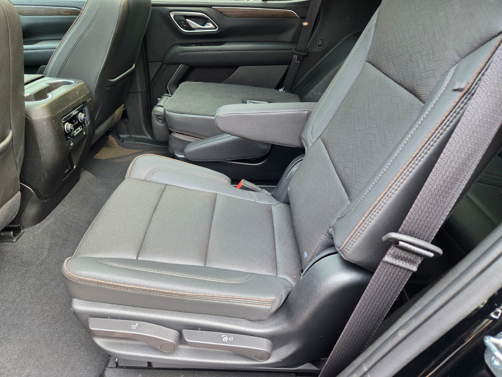 Certified 2023 Chevrolet Tahoe High Country w/ Premium Package AWD/4WD image 19