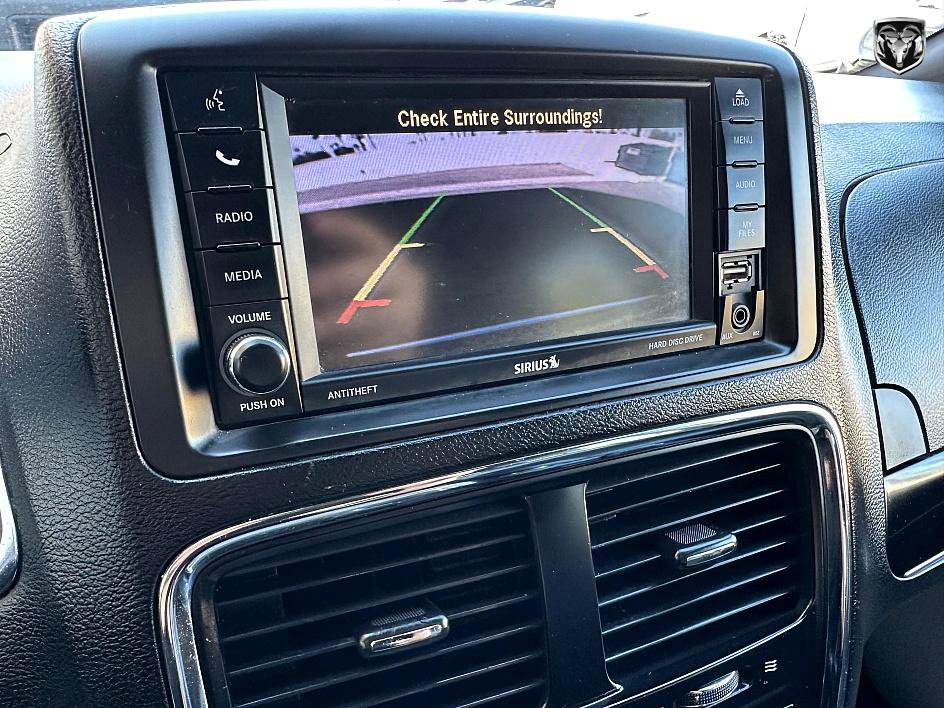 Used 2019 Dodge Grand Caravan SXT image 20