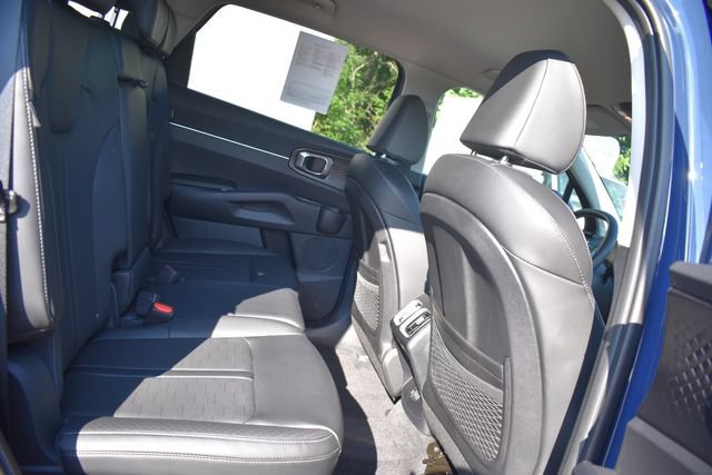 Certified 2026 Kia Sorento EX AWD/4WD image 15