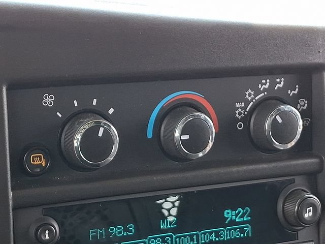 Used 2025 Chevrolet Express 2500 w/ Driver Convenience Package RWD image 13