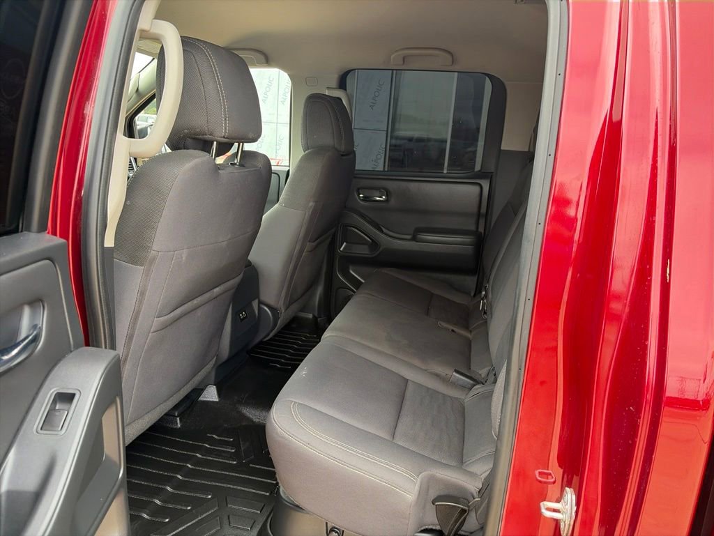 Certified 2022 Nissan Frontier SV AWD/4WD image 8