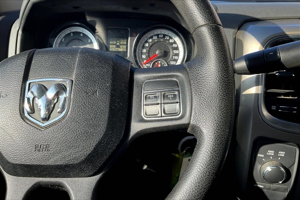 Used 2015 RAM 2500 SLT AWD/4WD image 20