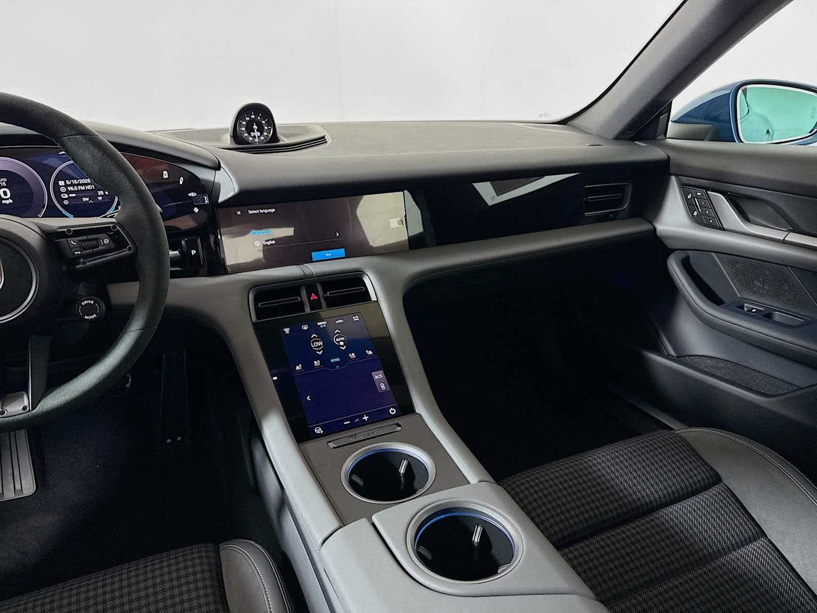 New 2025 Porsche Taycan AWD/4WD image 19