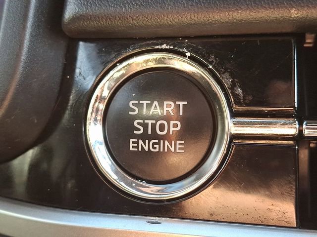 Used 2023 Mitsubishi Outlander SE Black Edition image 22