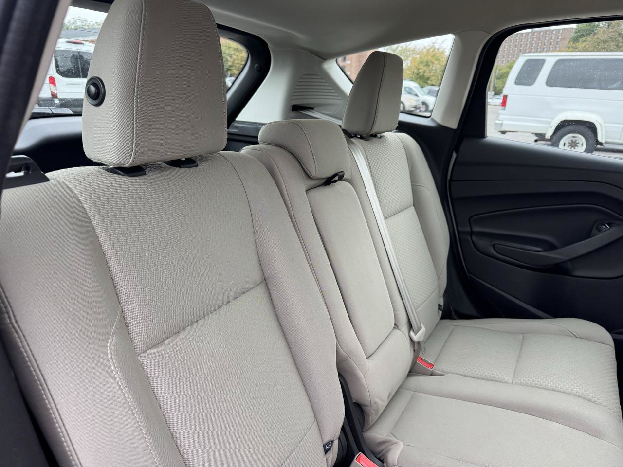 Used 2017 Ford C-MAX Energi SE w/ Equipment Group 401A FWD image 20