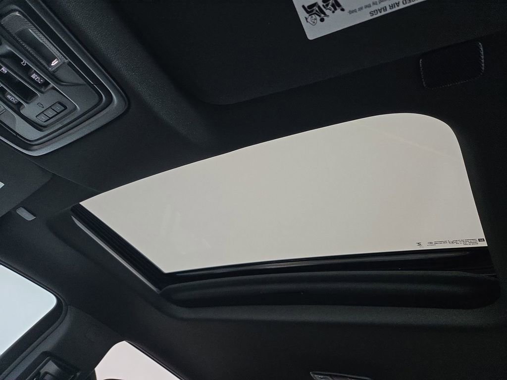 Used 2025 Chevrolet Silverado 1500 High Country w/ High Country Premium Package image 25