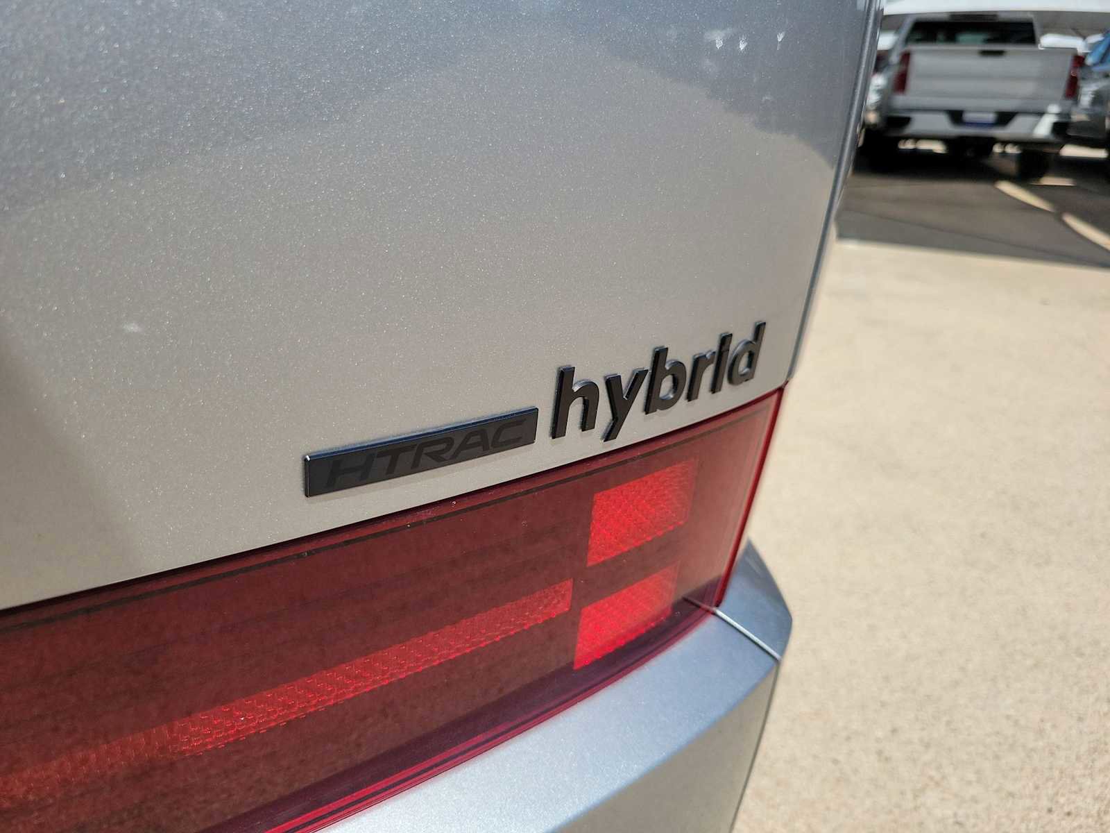 Used 2025 Hyundai Santa Fe Calligraphy image 7