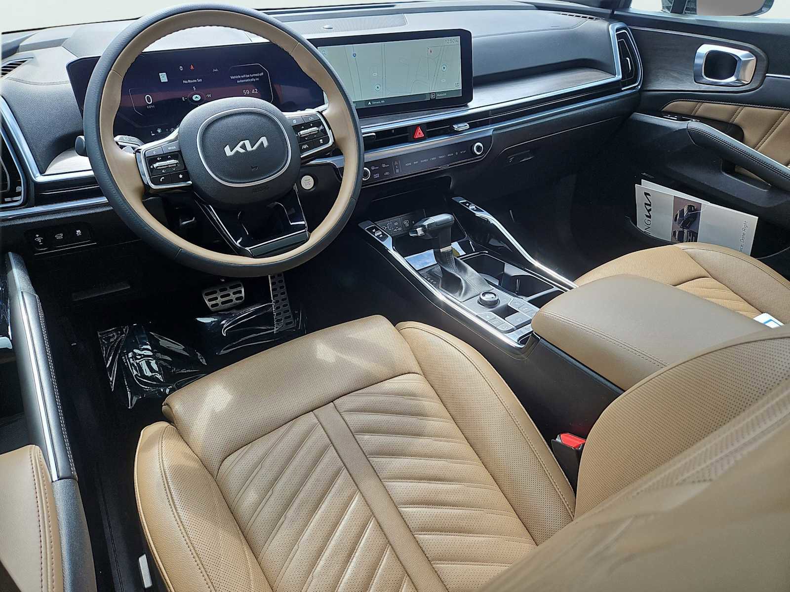 Used 2024 Kia Sorento SX Prestige w/ Olive Brown Leather Package image 11