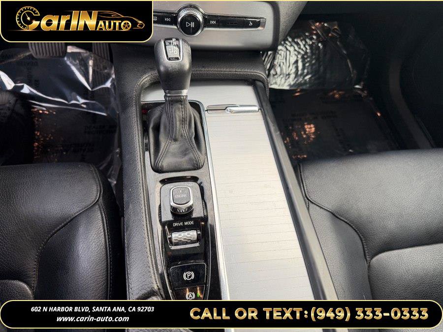 Used 2016 Volvo XC90 T5 Momentum AWD/4WD image 21