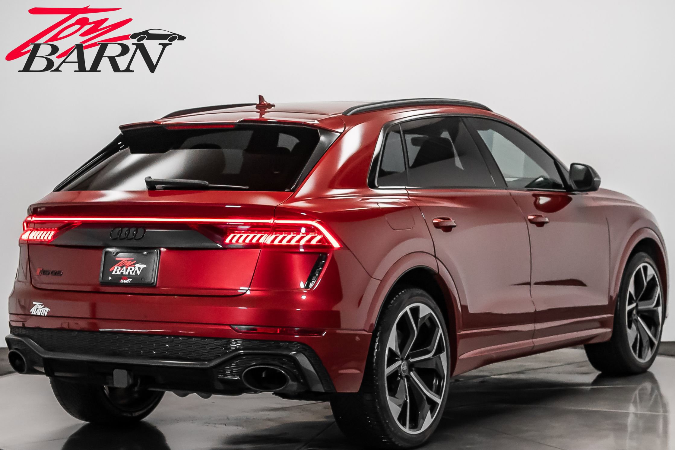 Used 2022 Audi RS Q8 4.0T image 5