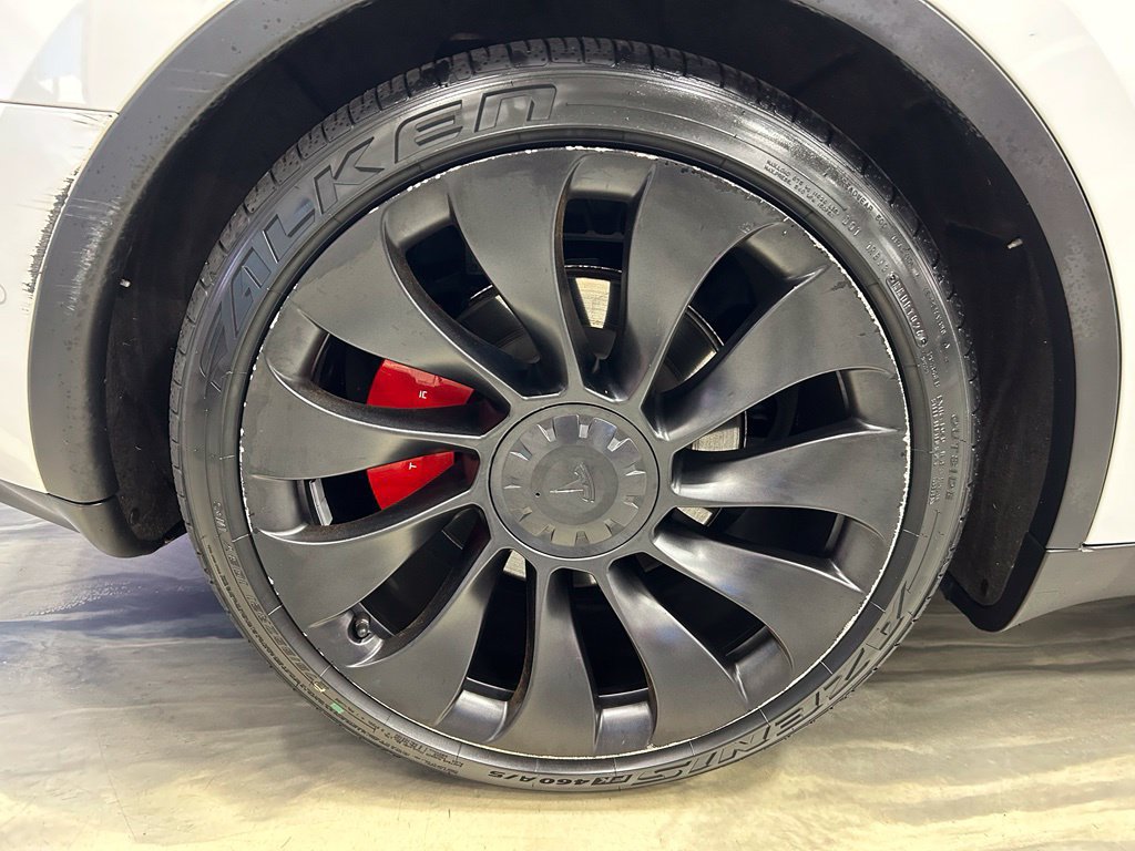 Used 2022 Tesla Model Y Performance AWD/4WD image 25