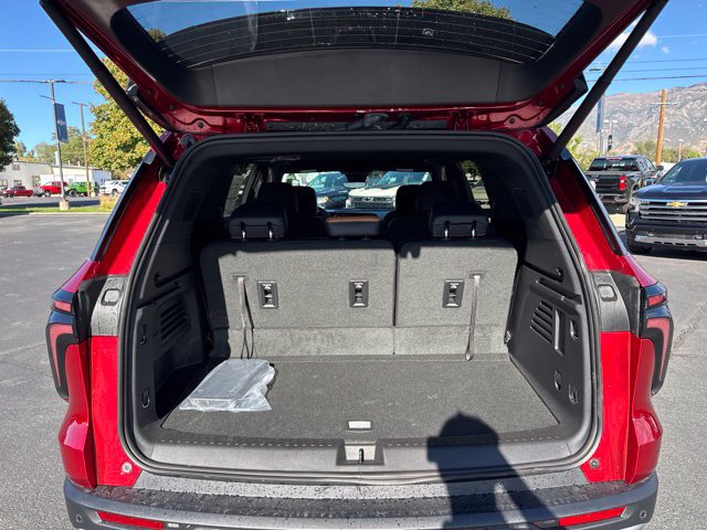 New 2027 Chevrolet Traverse Z71 w/ Driver Confidence Package AWD/4WD image 12