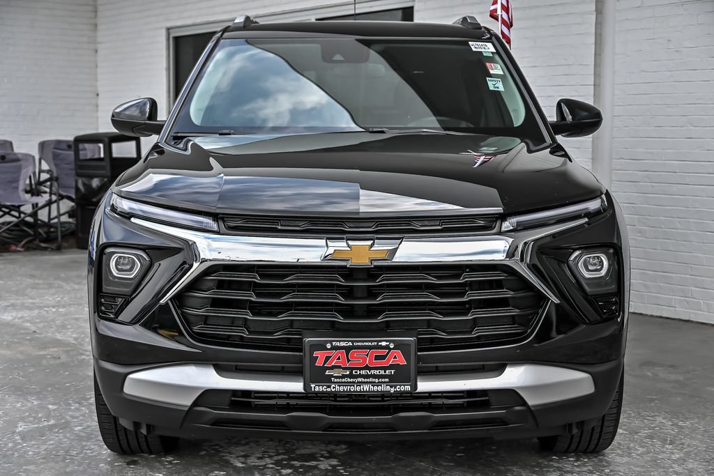 Used 2024 Chevrolet TrailBlazer LT w/ LT Cold Weather Package AWD/4WD image 5