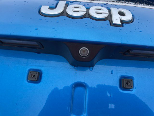 Used 2020 Jeep Compass Latitude FWD image 11