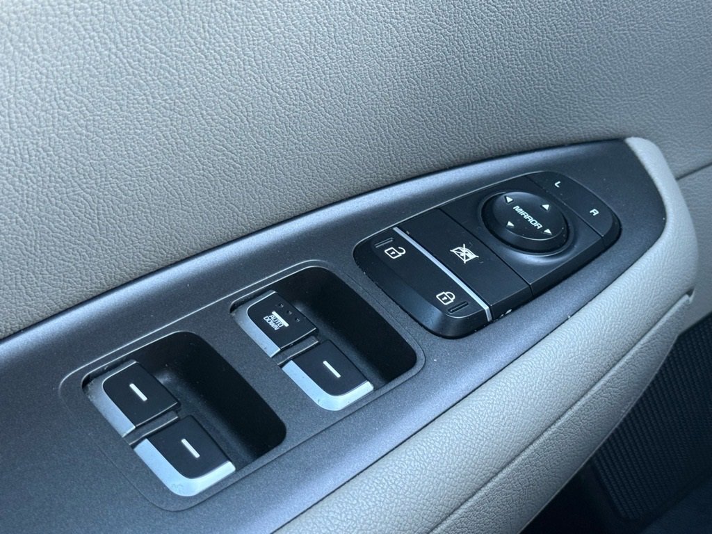 Used 2018 Kia Optima LX image 22