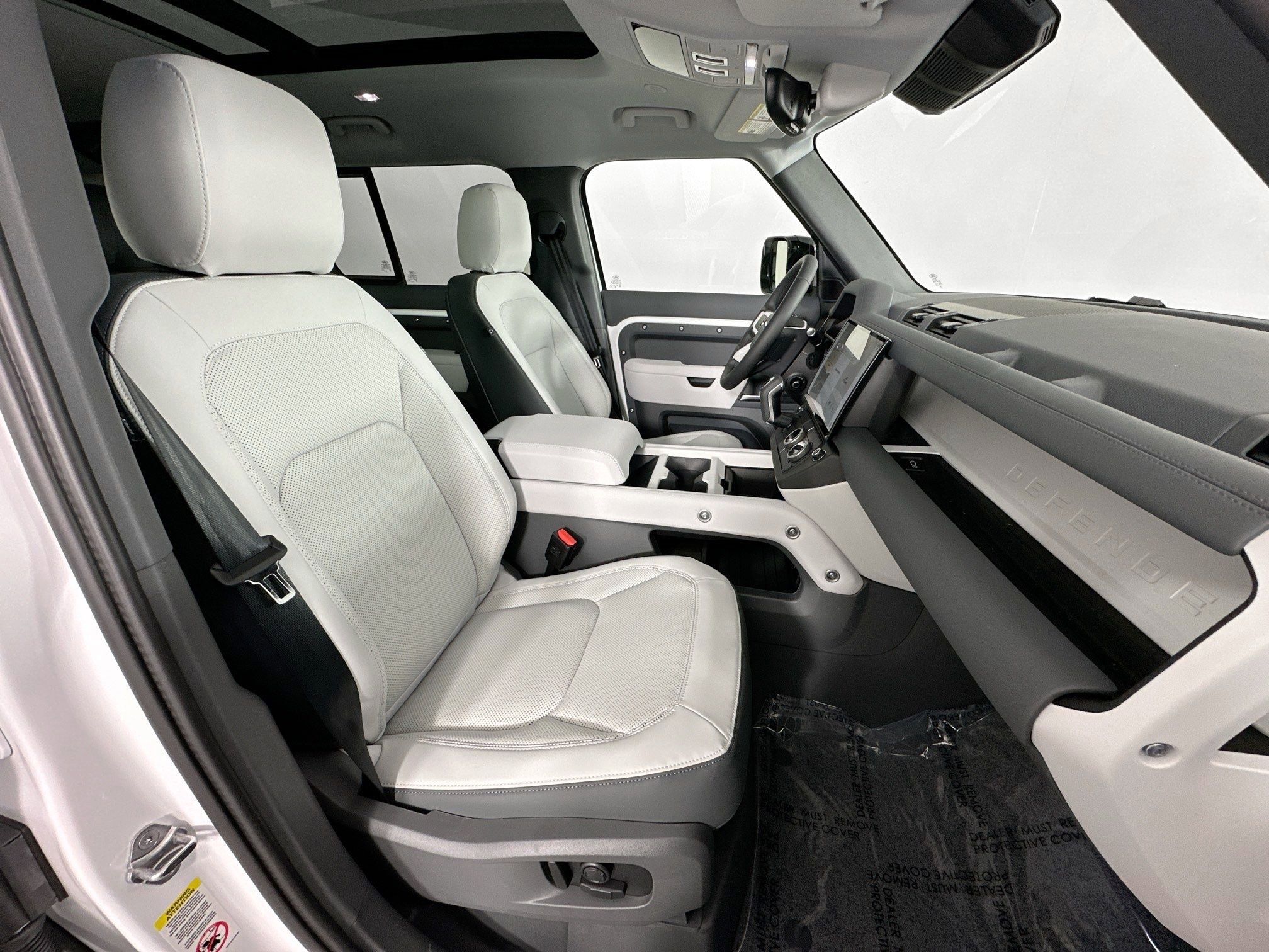 Used 2026 Land Rover Defender 110 S image 26