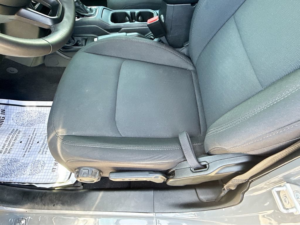 Used 2023 Jeep Wrangler Unlimited AWD/4WD image 21