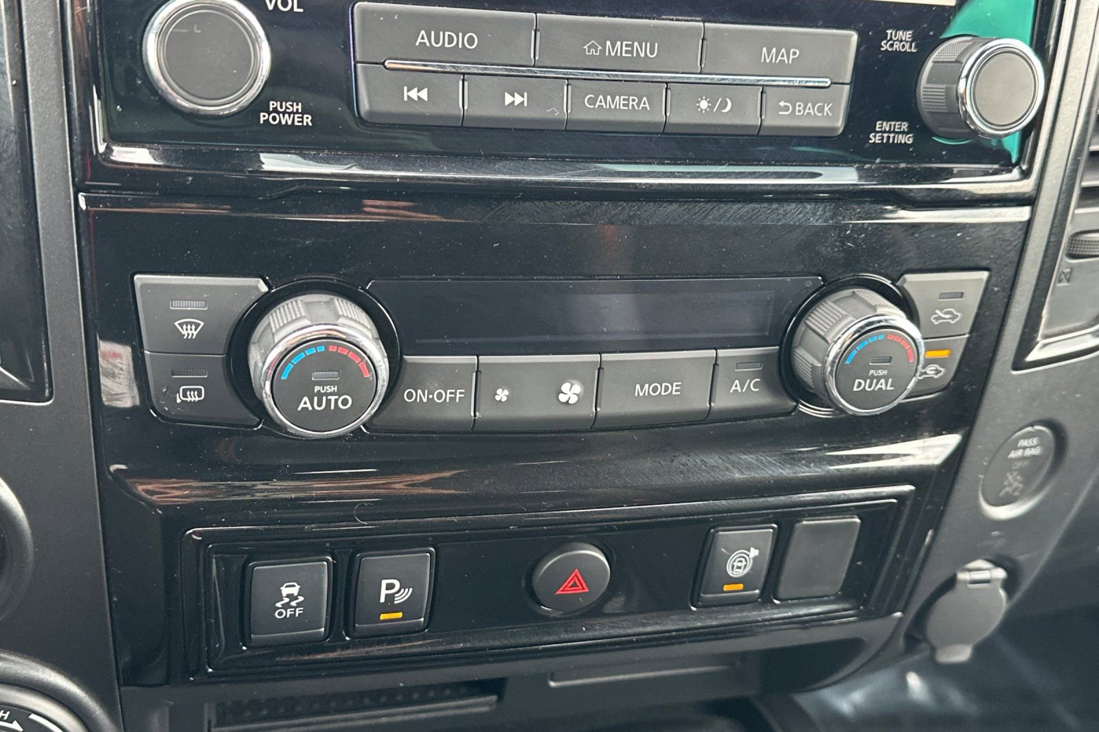 Certified 2024 Nissan Titan PRO-4X w/ Off Road Protection Package image 28